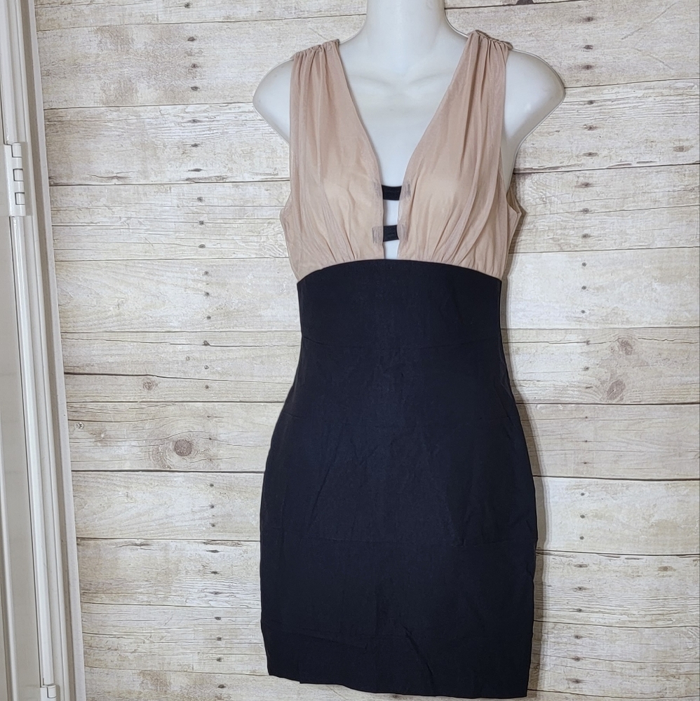 Foreign exchange dress